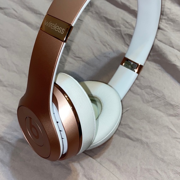 Beats - Picture 2 of 4